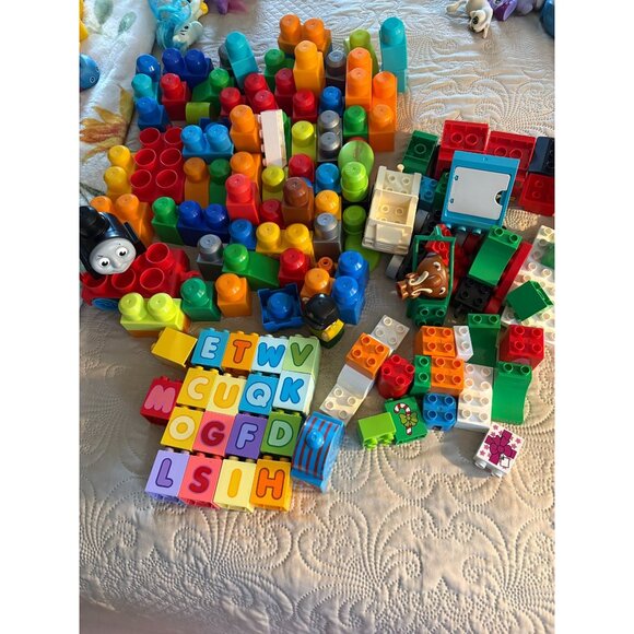Mega Bloks 140 Colorful Building Blocks Lot W/ Alphabet Letters & Train  Cars - Picture 1 of 6